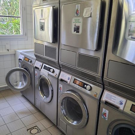 Studio Dans Residence Pour Location Courte Duree Et Etudiants Parking Gratuit Жьер Экстерьер фото